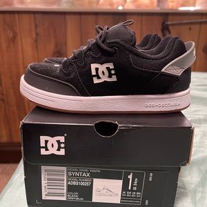 DC kids shoes